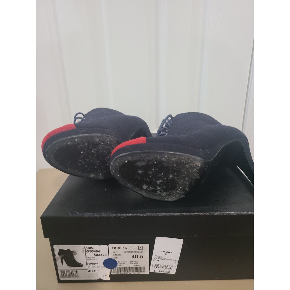 CHANEL CC Navy Blue Suede Heels Boots Booties Red Bottom Lace Up 40.5 10.5 - Picture 3 of 3